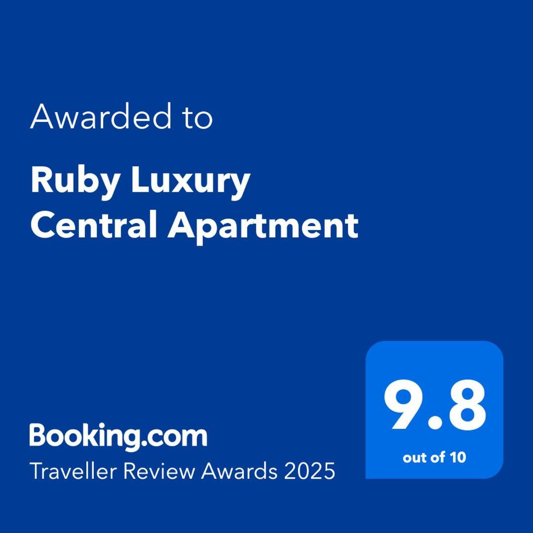 Ruby Luxury Central Apartment Skopje Bagian luar foto